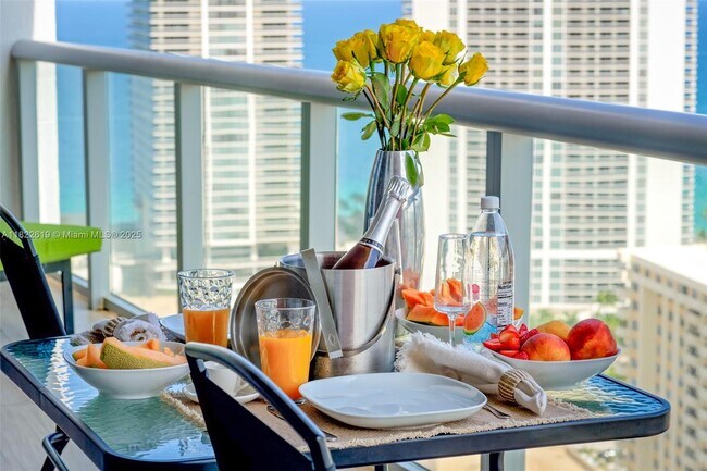 Photo - 2600 E Hallandale Beach Blvd Unit T3103