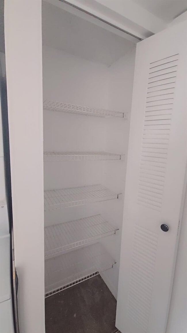 Photo - 3700 N 56th Ave Unidad 1015