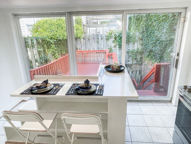 Photo - 1135 Olive St