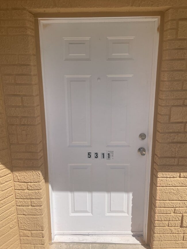 Photo - 5311 Avery Rd Unit 1