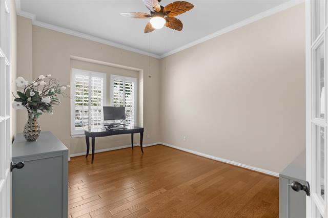 Photo - 400 Braddock Dr