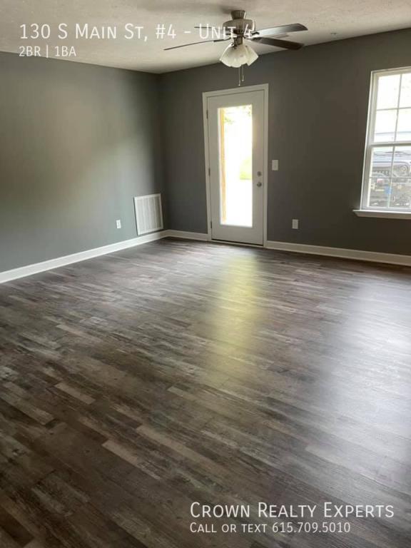 Photo - 130 S Main St