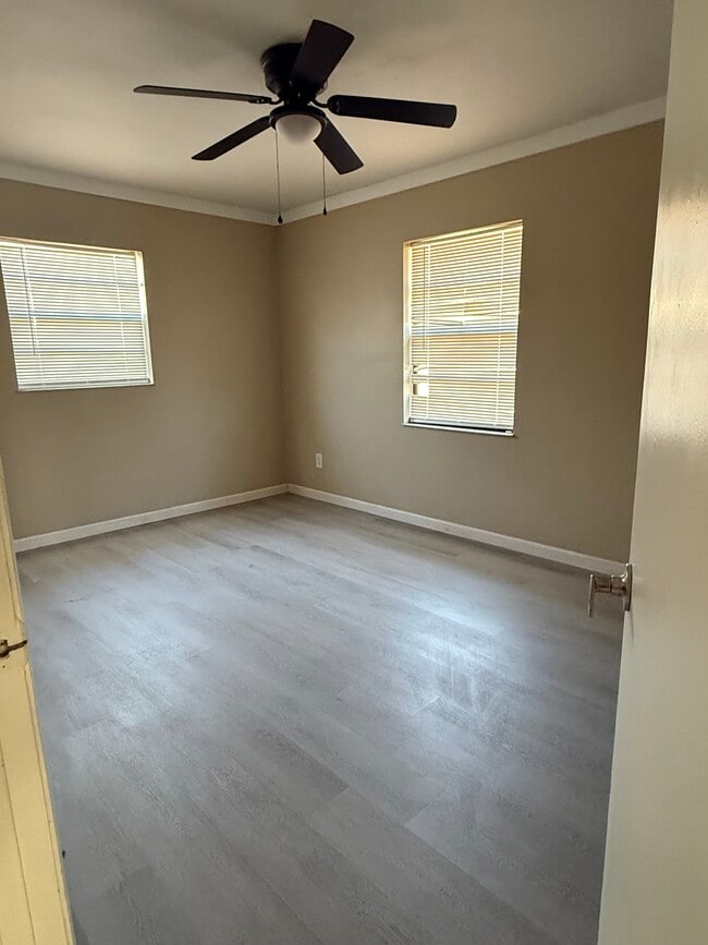 Building Photo - 40211 Proud Mockingbird Rd