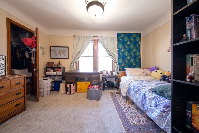 Photo - 4013 Quail Ave N