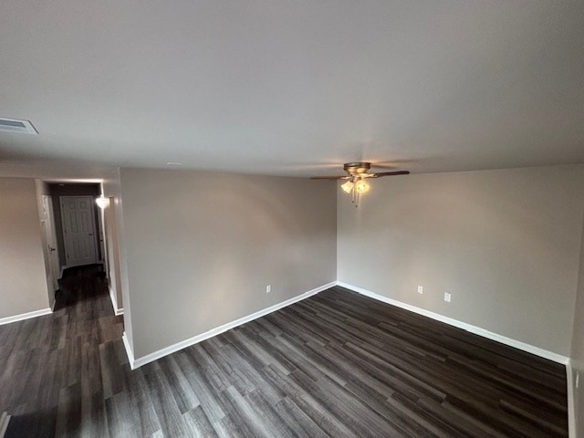 2 dormitorios, sala de estar, electrodomésticos de acero inoxidable renovados - Whispering Pines