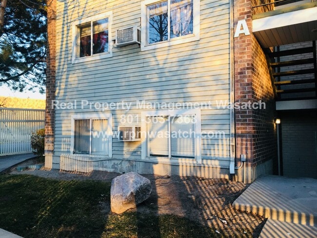 Check out This Cute 2 Bedroom 1 Bath SLC C... - Check out This Cute 2 Bedroom 1 Bath SLC C... Casa