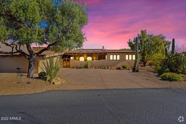 Building Photo - 1107 Ocotillo Cir Rental