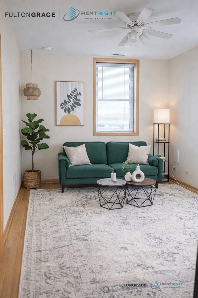 Photo - 1348 N Cleaver St Unit 1R