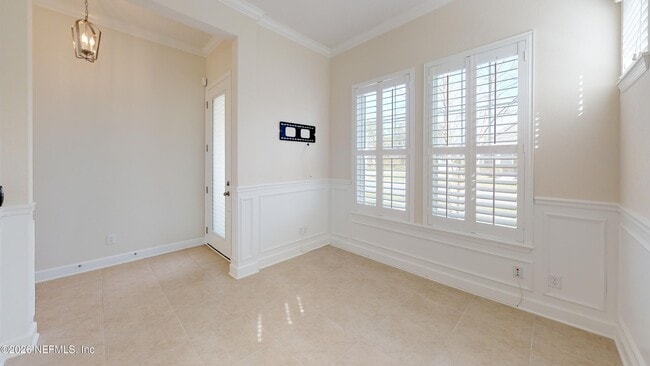 Photo - 203 Southern Oak Dr