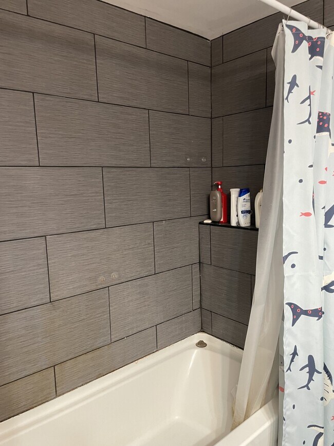 Photo - 1135 Beech St House