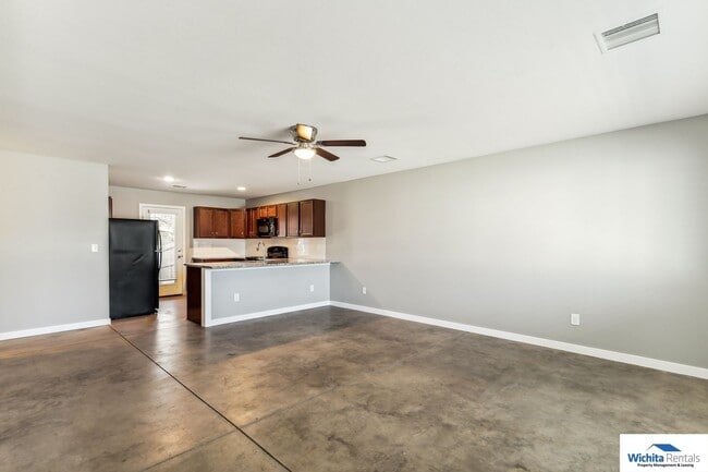 Photo - 3 bedroom 2 bath duplex