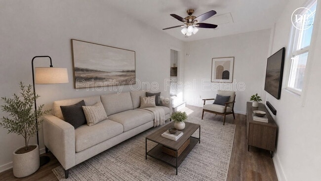 Photo - 176 I St