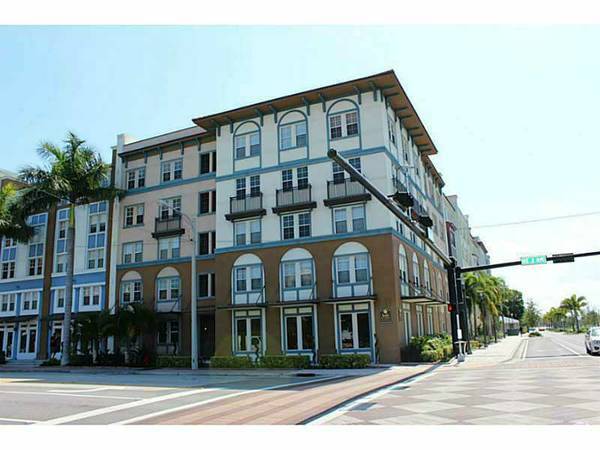 Building Photo - 533 NE 3rd Ave Unit Sole Fort Lauderdale Rental