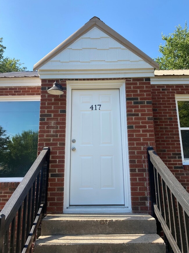 Photo - 417 E Normal St