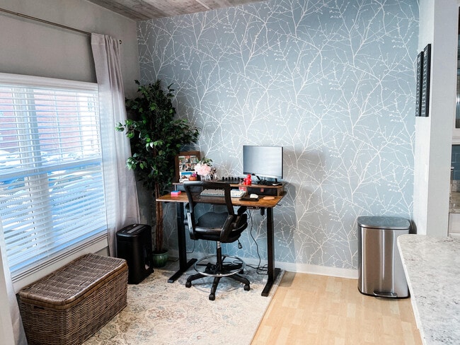 Office / Living Room - 800 Peachtree St NE Unit 1319