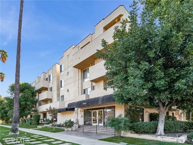 Building Photo - 19350 Sherman Way Unit 220 Rental