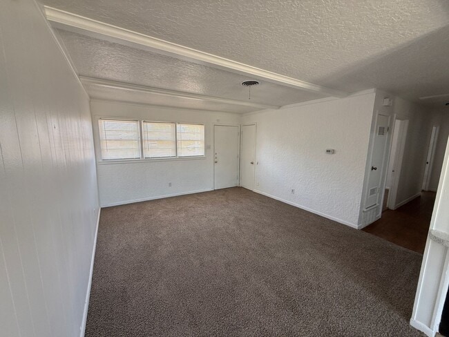 Photo - 5311-33rd Street