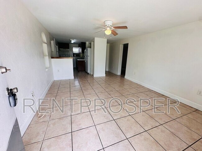 Photo - 2139 Carlton Dr Unit A