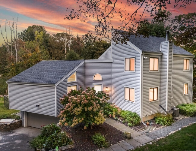 Building Photo - 47 Old South Salem Rd Rental