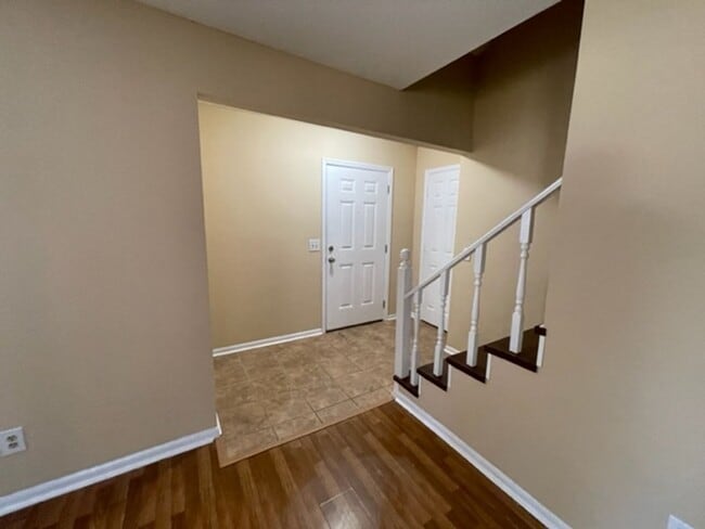 Photo - 19 Sagebrush Apartments