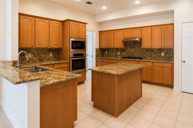 212 Longview Ct