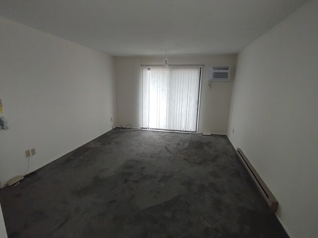 Photo - 60 Shuswap St N Unit 301