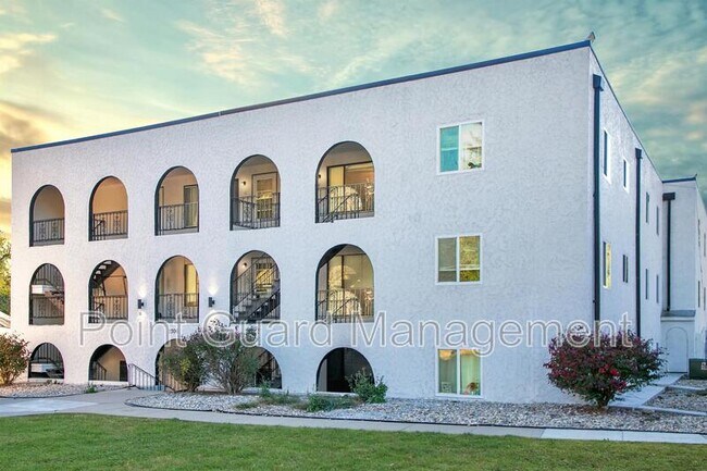 Photo - 2708 N 75th St