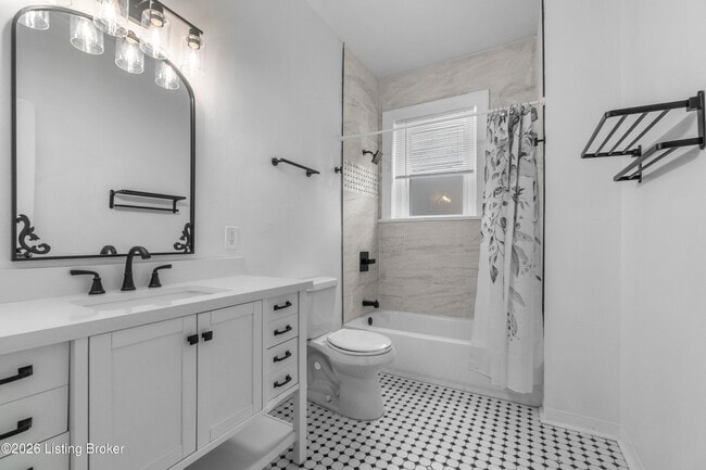 Photo - 409 W Gaulbert Ave Unit 201