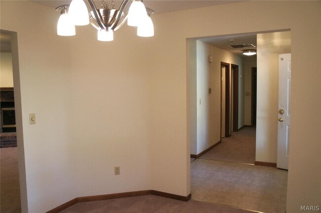Photo - 1631 Thunderbird Ln