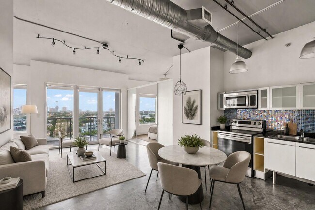 Photo - 10 SW South River Dr Unit 1006