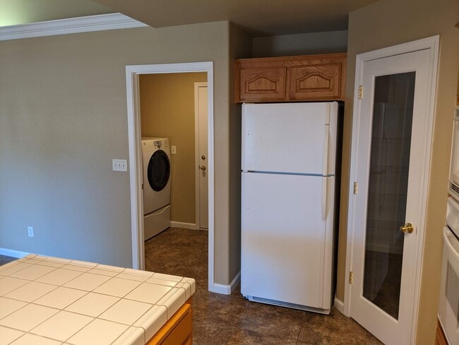 Photo - Wonderful home close to Clovis North and Copper River offering a large backyard, updated fixtures...