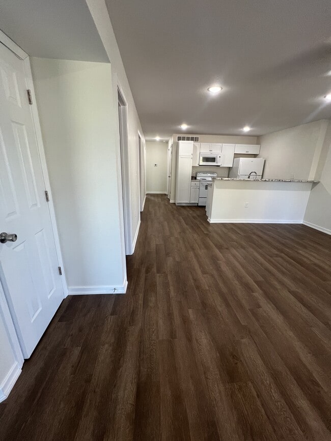 Photo - 500 N Water St