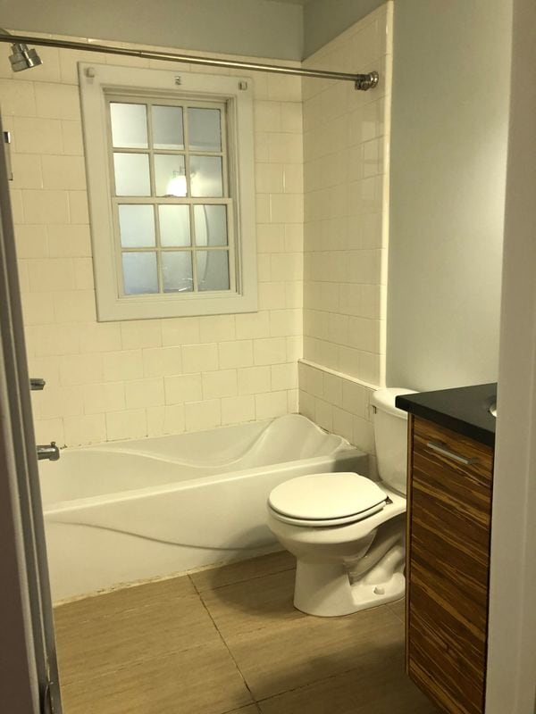 Photo - 2310 Parkwood Ave Unit A