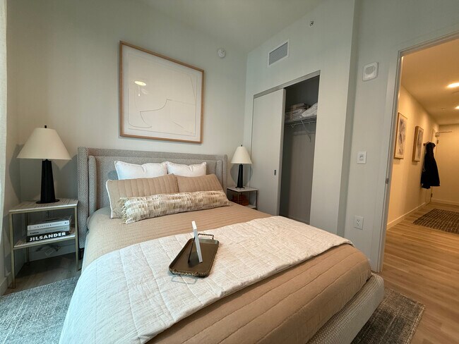 Photo - 285 NW 32nd St Unidad B2