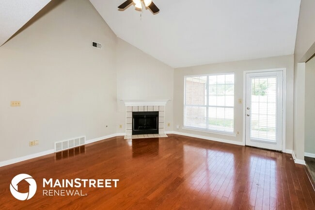 Photo - 1168 Red Fern Cir E