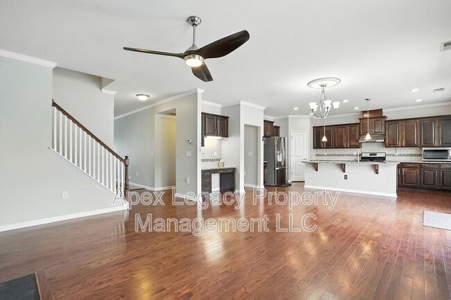 Photo - 1009 Artis Town Ln