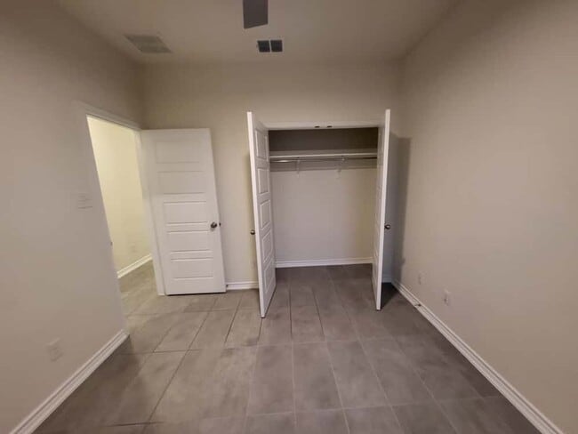 Photo - OPEN HOUSE October 26, 2025 12pm to 2pm Ne...