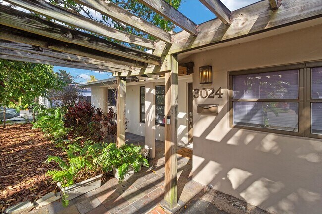 Photo - 3024 NE 2nd Terrace