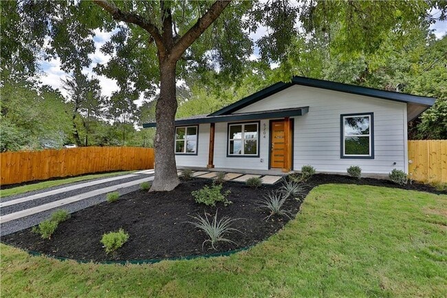 Photo - 5204 Ledesma Rd