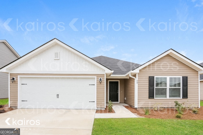 Photo - 15 Red Oak Dr.