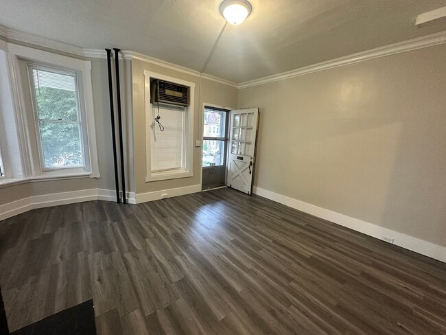 Photo - 832 N 5th St Unidad 1