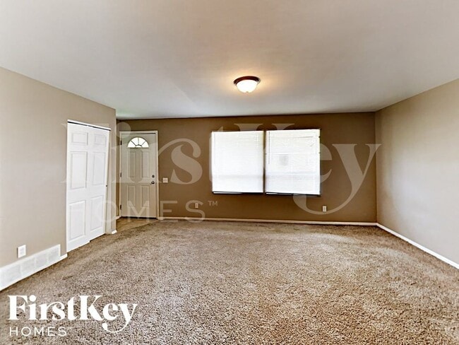 Photo - 2655 Farber Dr