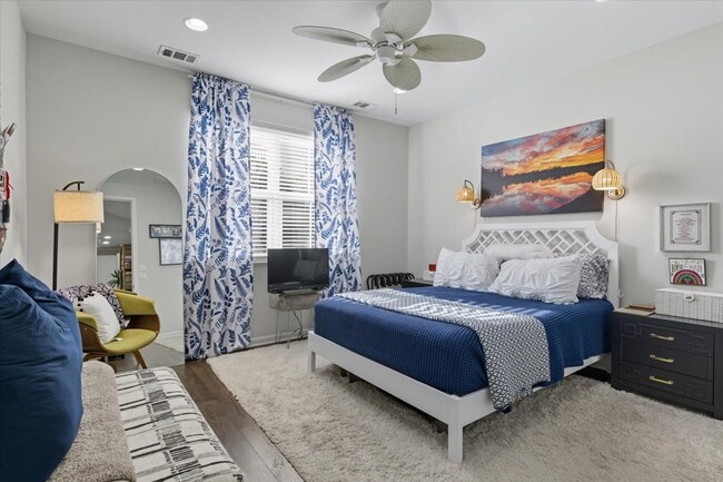 Photo - 119 Sandbar Ln