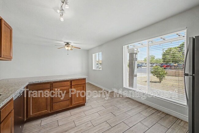 Photo - 4328 E Saint Catherine Ave