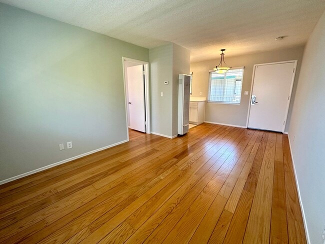 Photo - The Pines Apartments