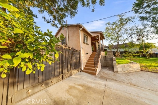 Photo - 10554 Plainview Ave
