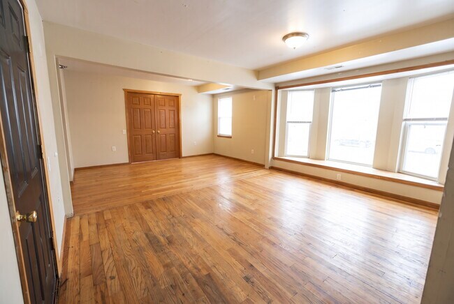 520 W Mifflin St