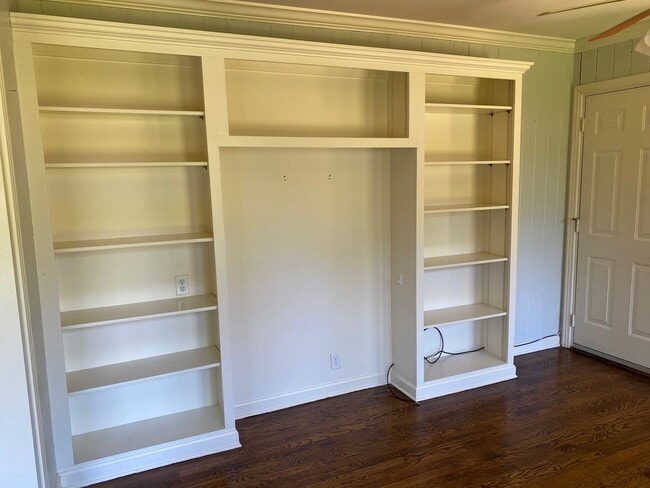 Photo - Beautiful 3/2 in South Highlands