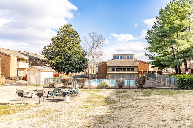 Photo - Rock Harbor Condominiums