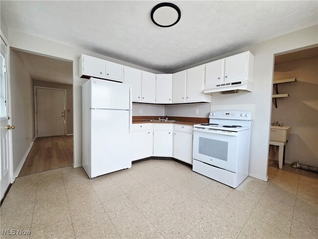 Photo - 1404 Massachusetts Ave